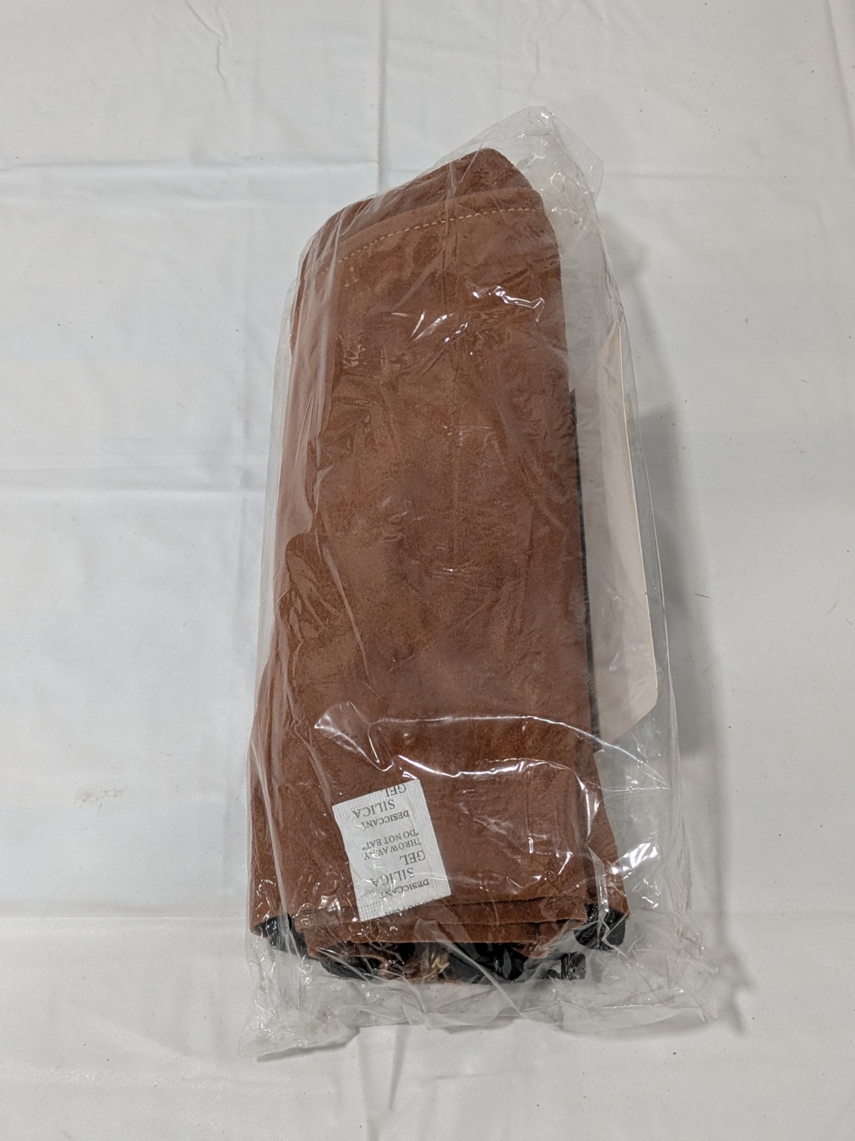 Tillman 24″ X 36″ Premium Side Split Cowhide Split-Leg Bib Apron 3837