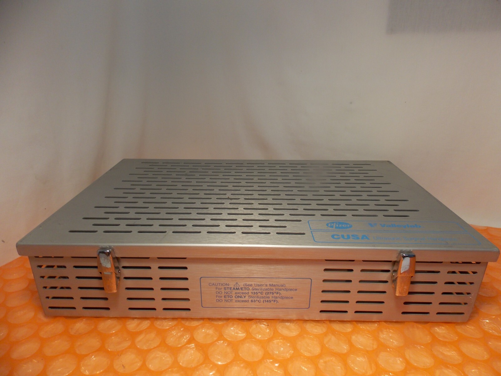 VALLEYLAB PFIZER CUSA ULTRASONIC SURGICAL HANDPIECE STERILIZER TRAY (LAM-1152)