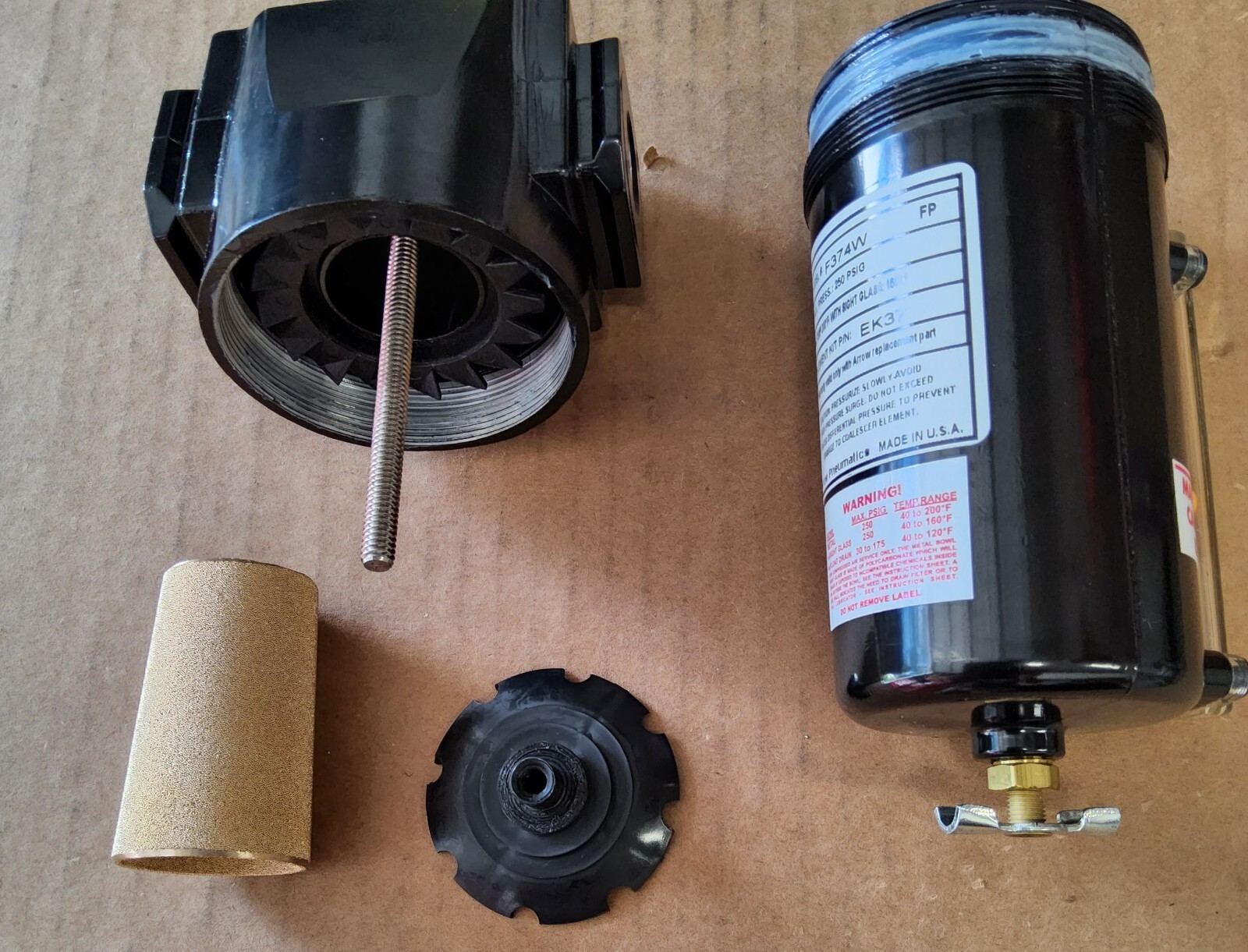 Compressed Air Inline Moisture Trap Water Separator Filter 1/2″ FNPT New Arrow