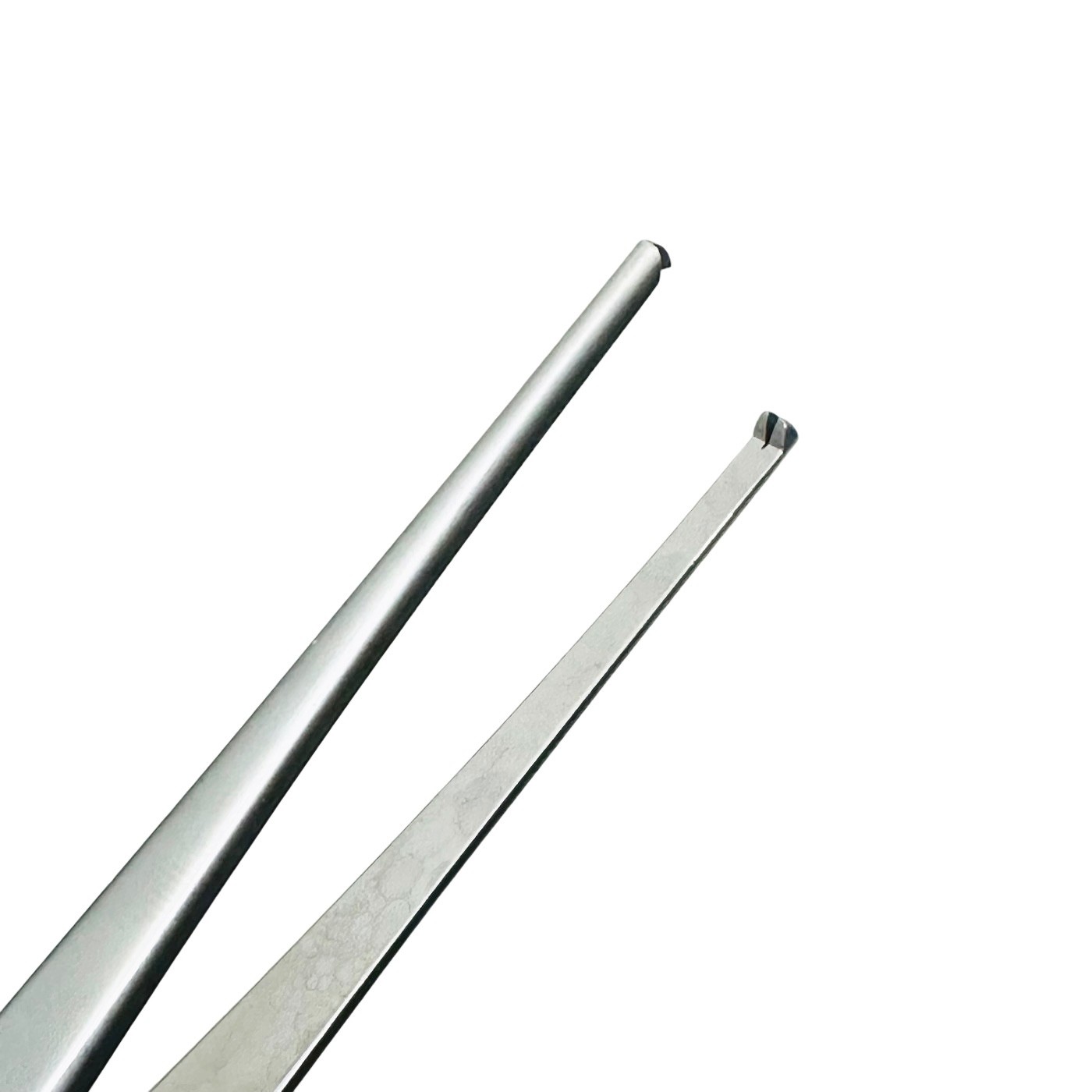 AESCULAP BD559R Tissue Forceps, standard, straight, 6 1/4″ Instrument