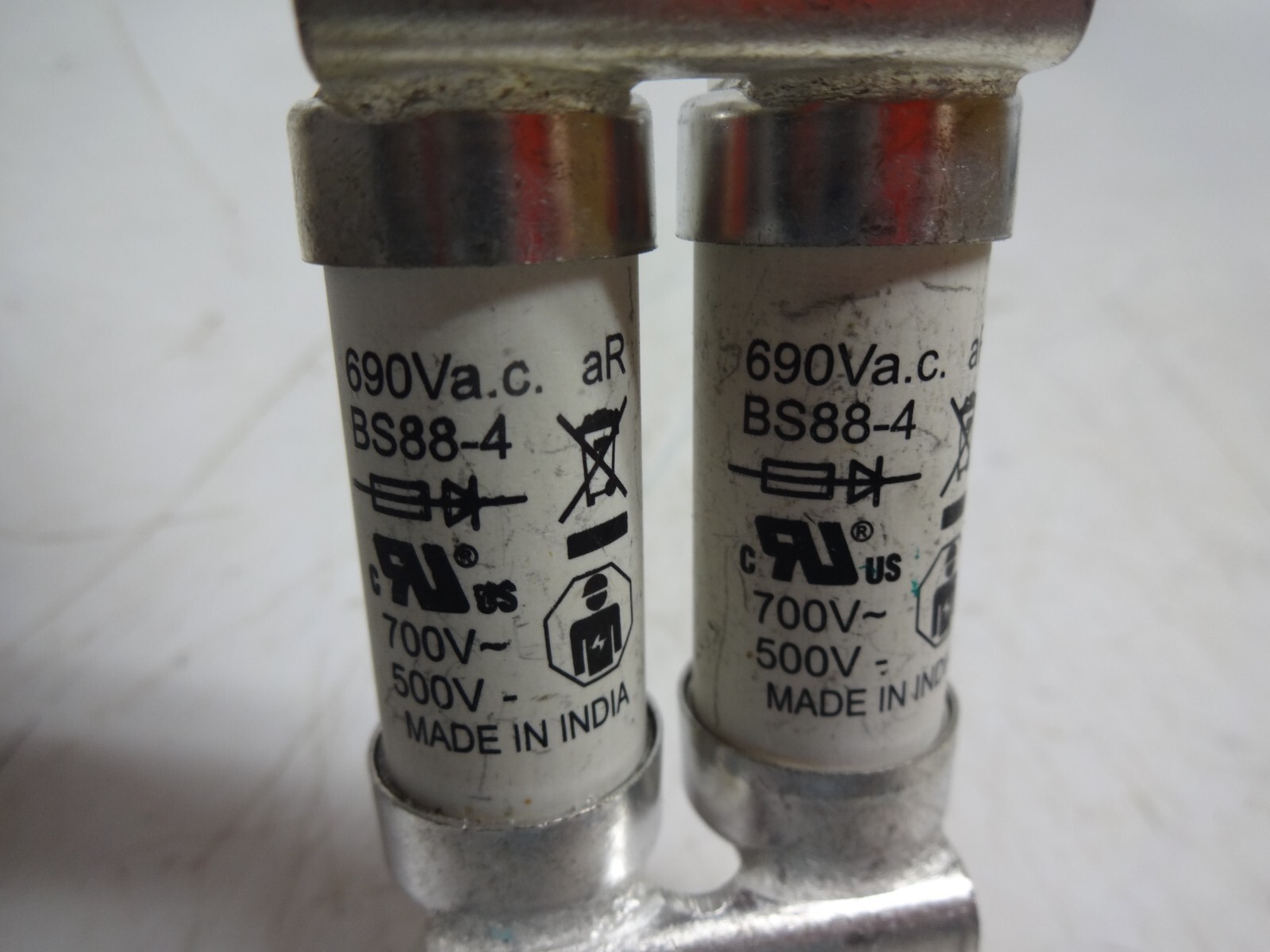 Eaton Bussmann BS88-4 120FEE Semiconductor Fuse 690V BS88:4 700V-500V 120A