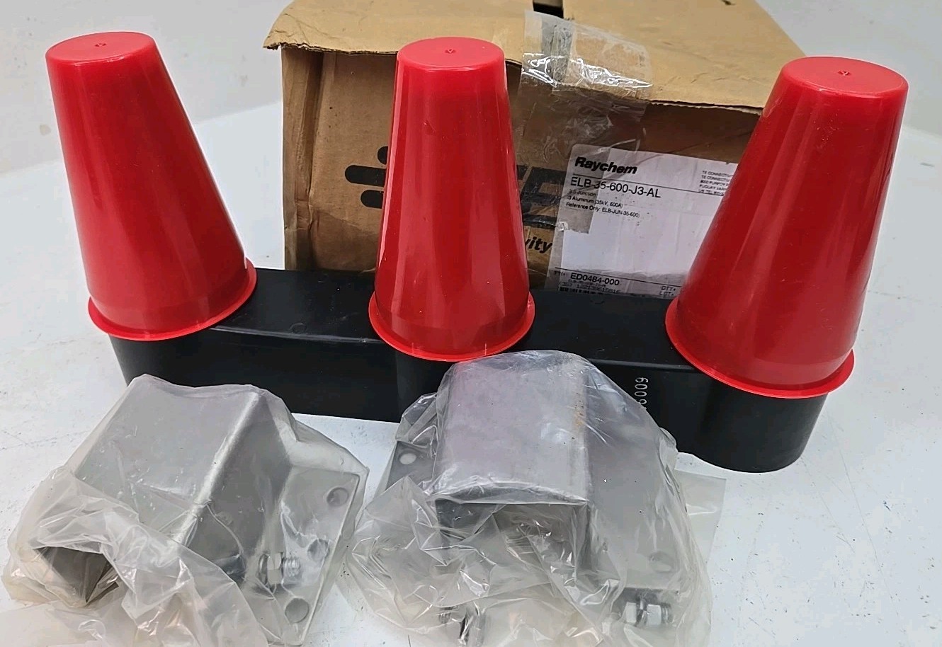 TE Connectivity ELB-35-600-J3-AL Tyco Raychem Deadbreak Junction 35kV 600A 3-PT