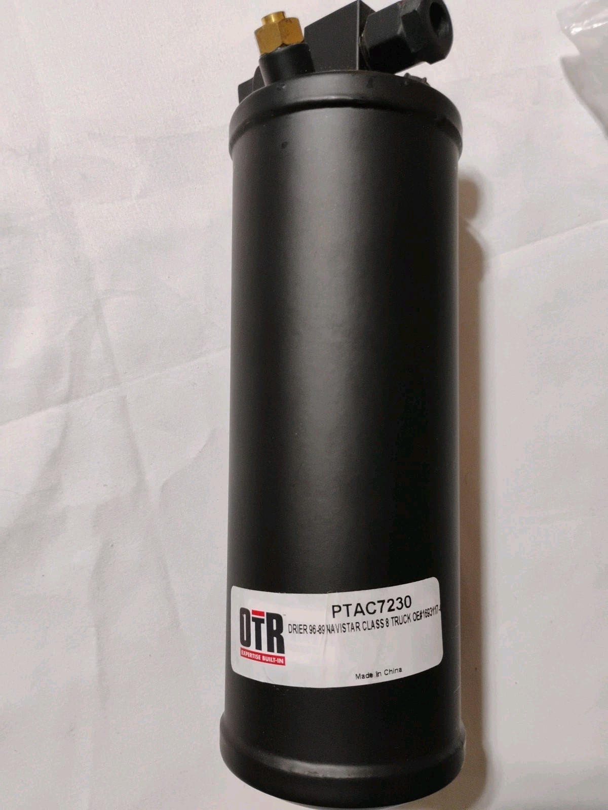OTR PTAC7230 A/C Receiver Drier for 89-96 Navistar Class 8Truck OE#1693117