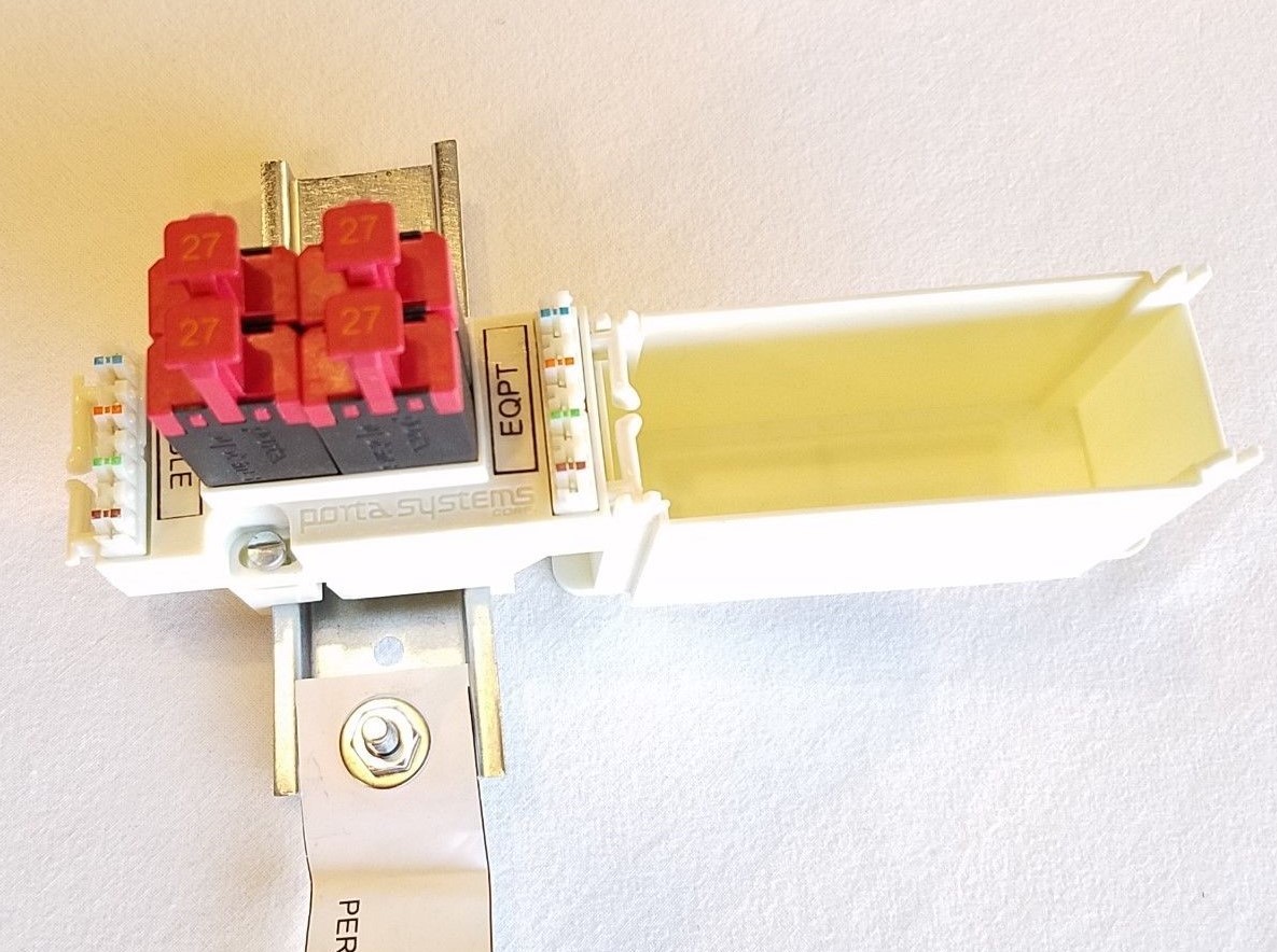505E4-27 Porta Entrance Protector Cat5E, 110, 4 Pair, 27V, 1-Pin Tube Systems