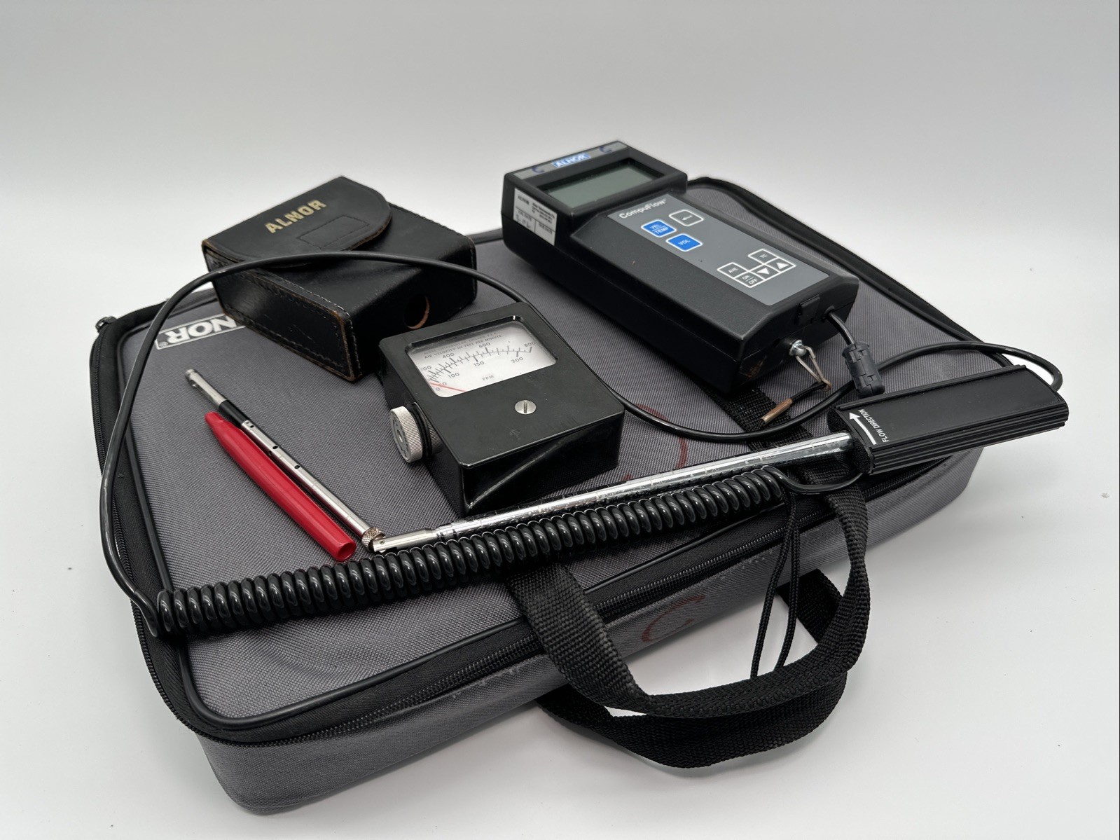 Alnor 8570 Compuflow Digital Thermo-anemomete