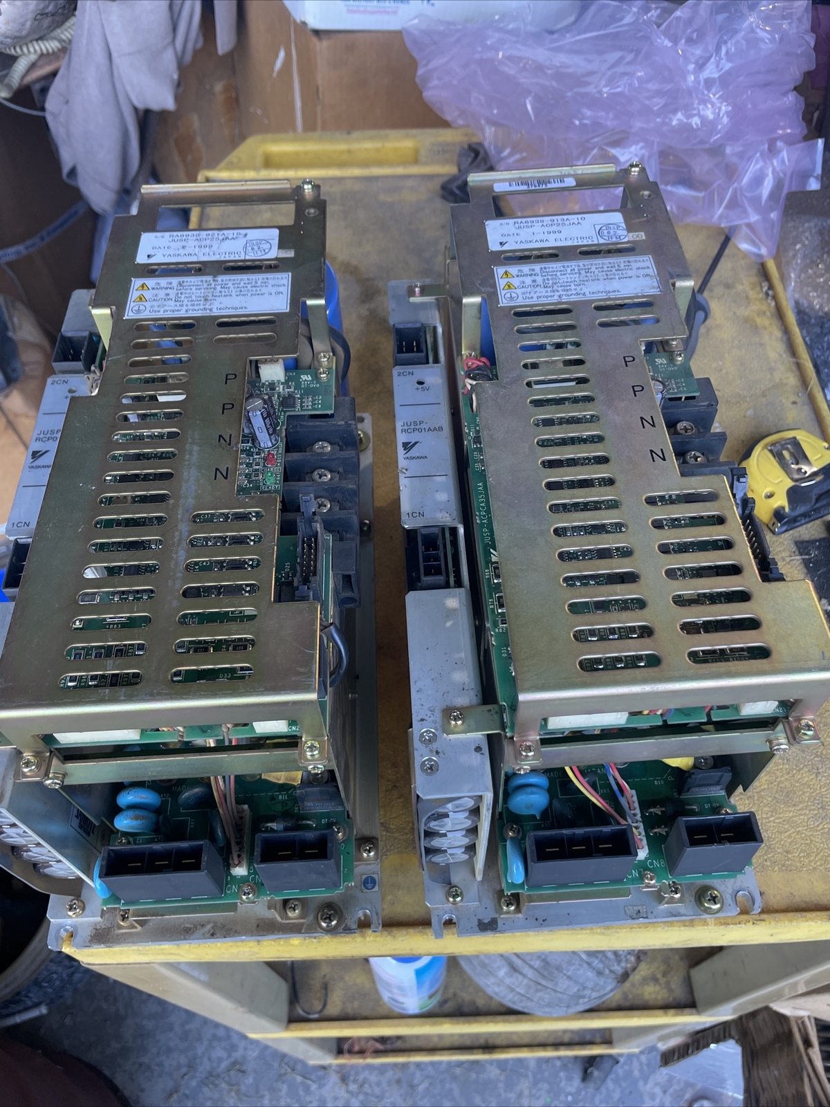 YASKAWA JUSP-ACP25JAA With JUSP-RCP01AAB or JUSP-RCP01AAD Servo Drive Controller