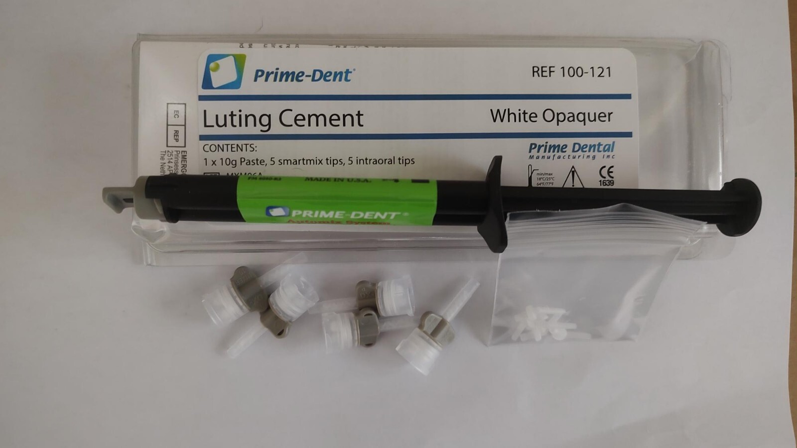 Tooth Adhesive No Light includes 10 tips shades white or natural A2
