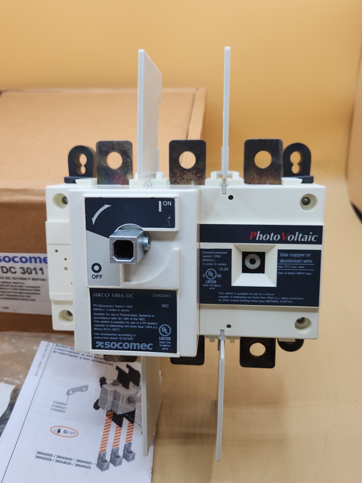 SOCOMEC 27DC3011 SIRCO DC Disconnect Load Break Switch 100A 600 V 3 Pole New