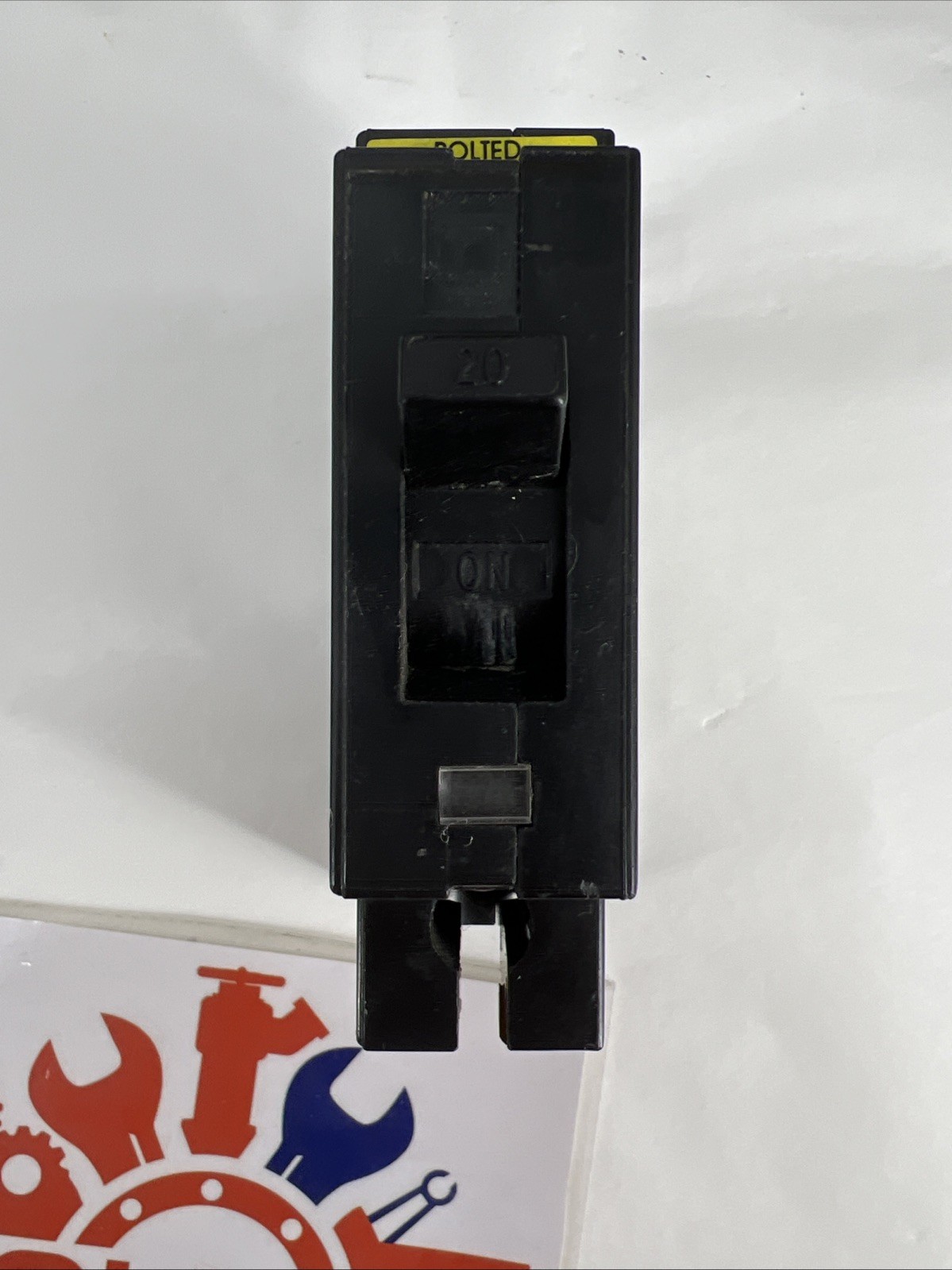 Square D EHB14020 Circuit Breaker, 20A, 1 Pole, 277V, Type EHB, Bolt-On
