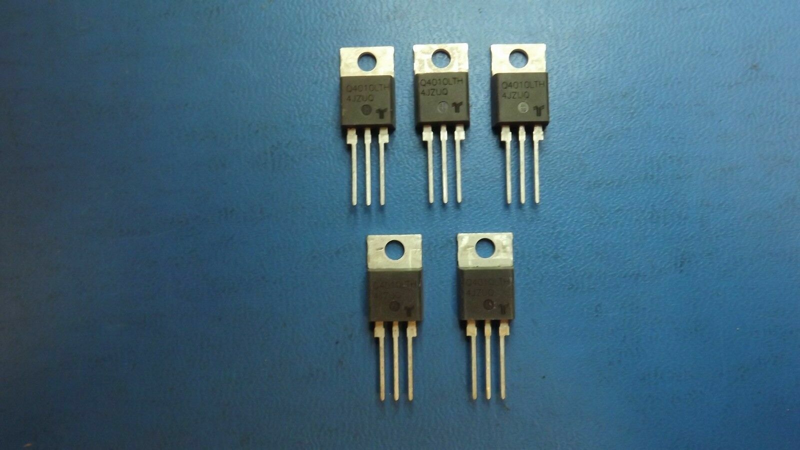 (5PCS) Q4010LTHTP LITTELFUSE/TECCOR QDRC ALT 400V 10A 33/43V TO220