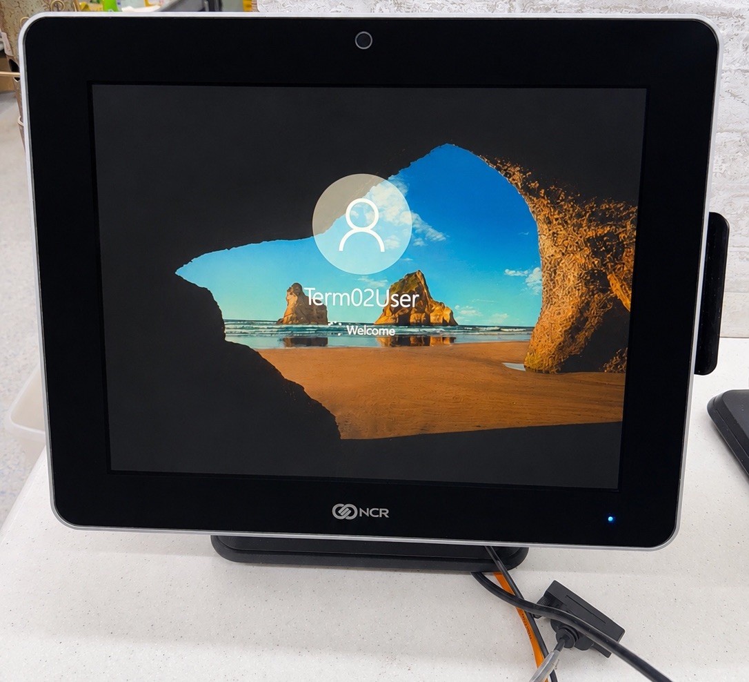NCR 7761 XR7 POS Touchscreen Terminal Aloha Windows 10 With Card Reader Working