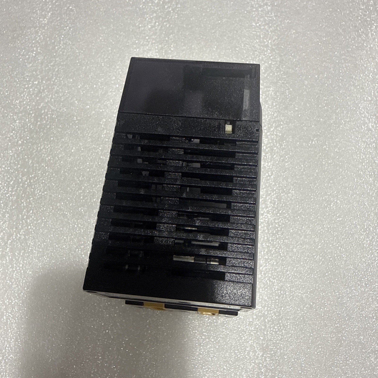 NEW* OMRON W4S1-05B SWITCHING HUB FREE US SHIPPING