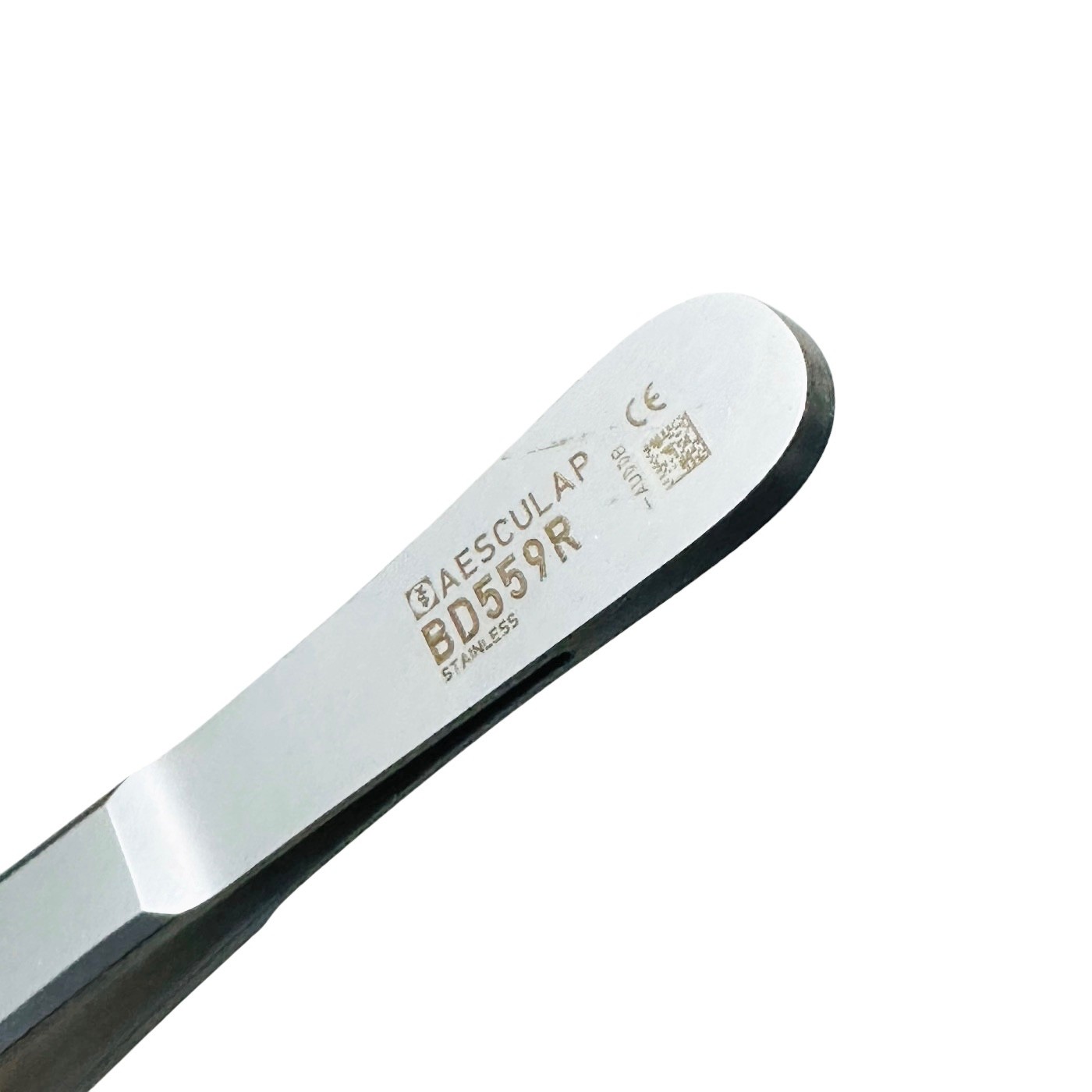 AESCULAP BD559R Tissue Forceps, standard, straight, 6 1/4″ Instrument