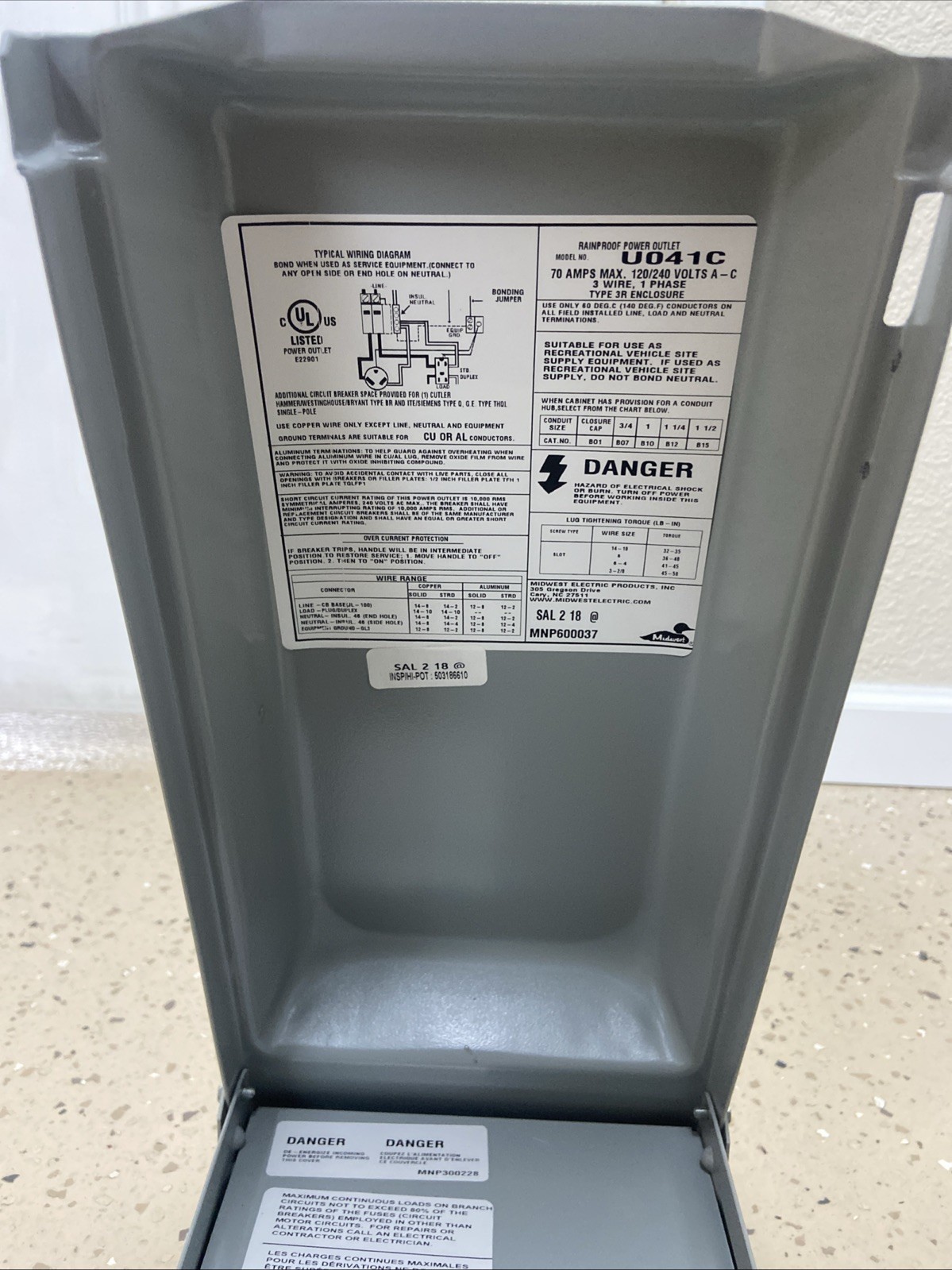 Midwest U041C010P 70A 1P Temporary Power Outlet Box 120/240V