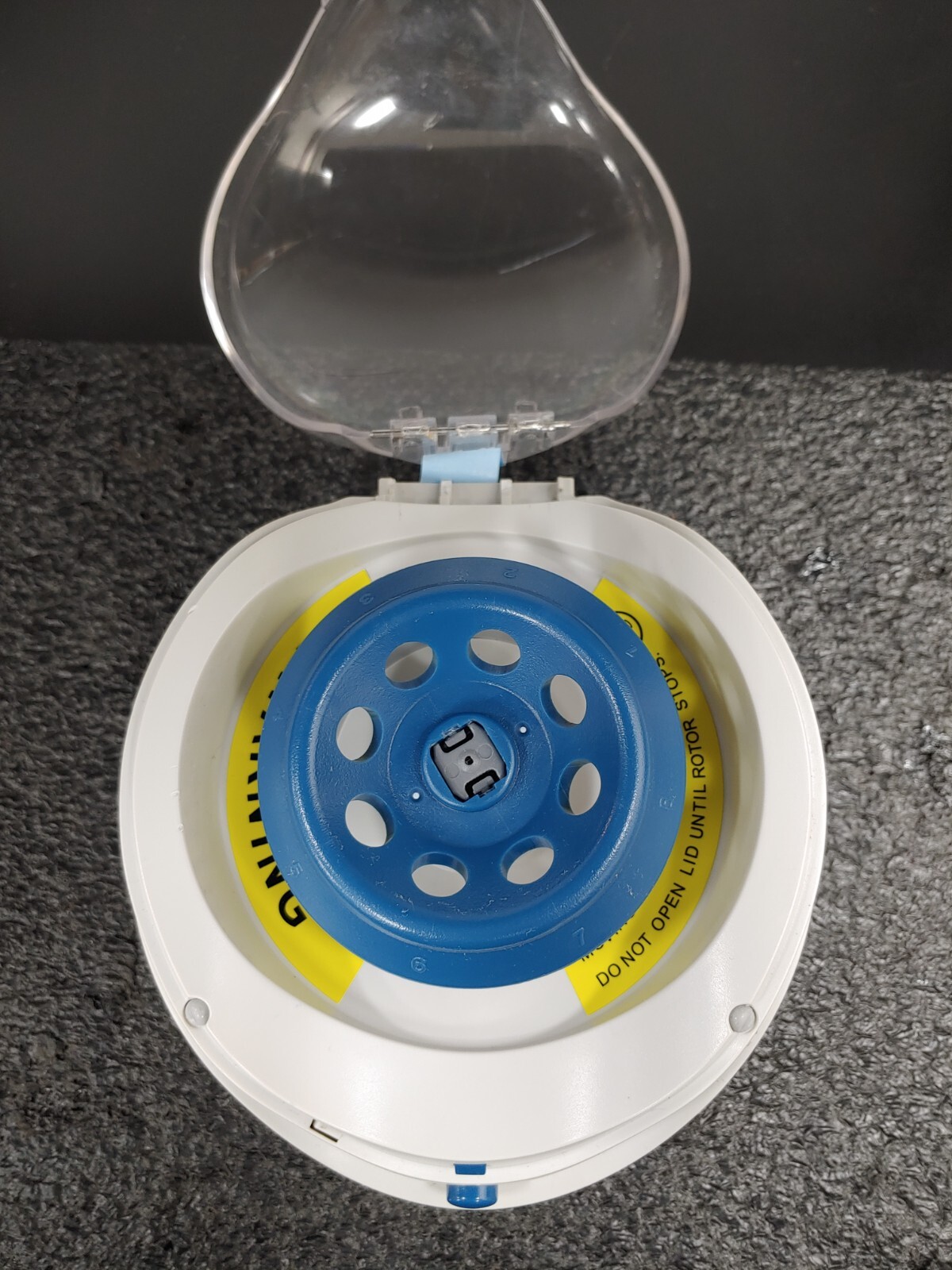 VWR Type C0803 Mini Centrifuge