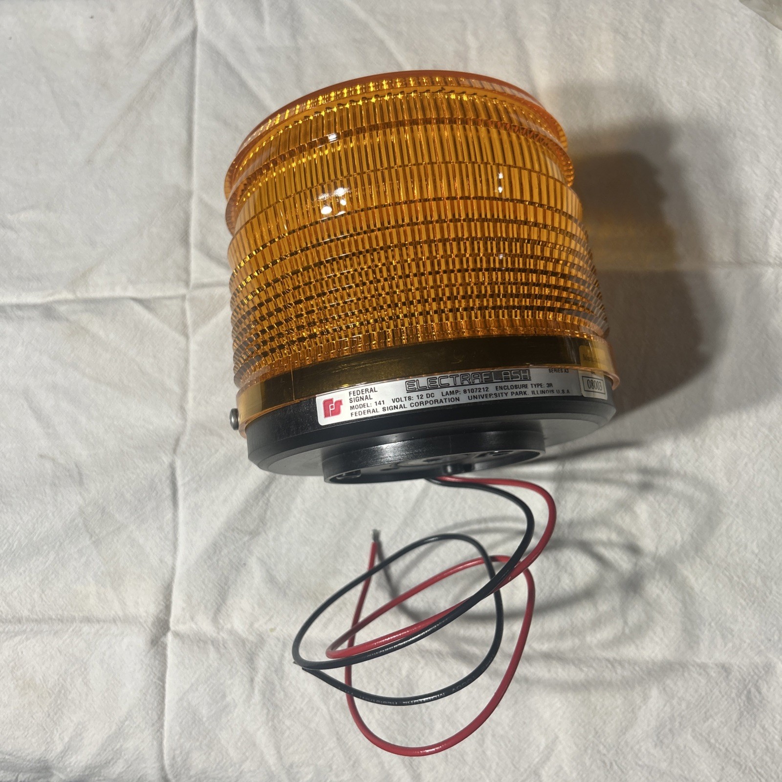 Federal Signal ElectraFlash 141 Strobe Light 12 Volts DC. Amber Color. Series A3