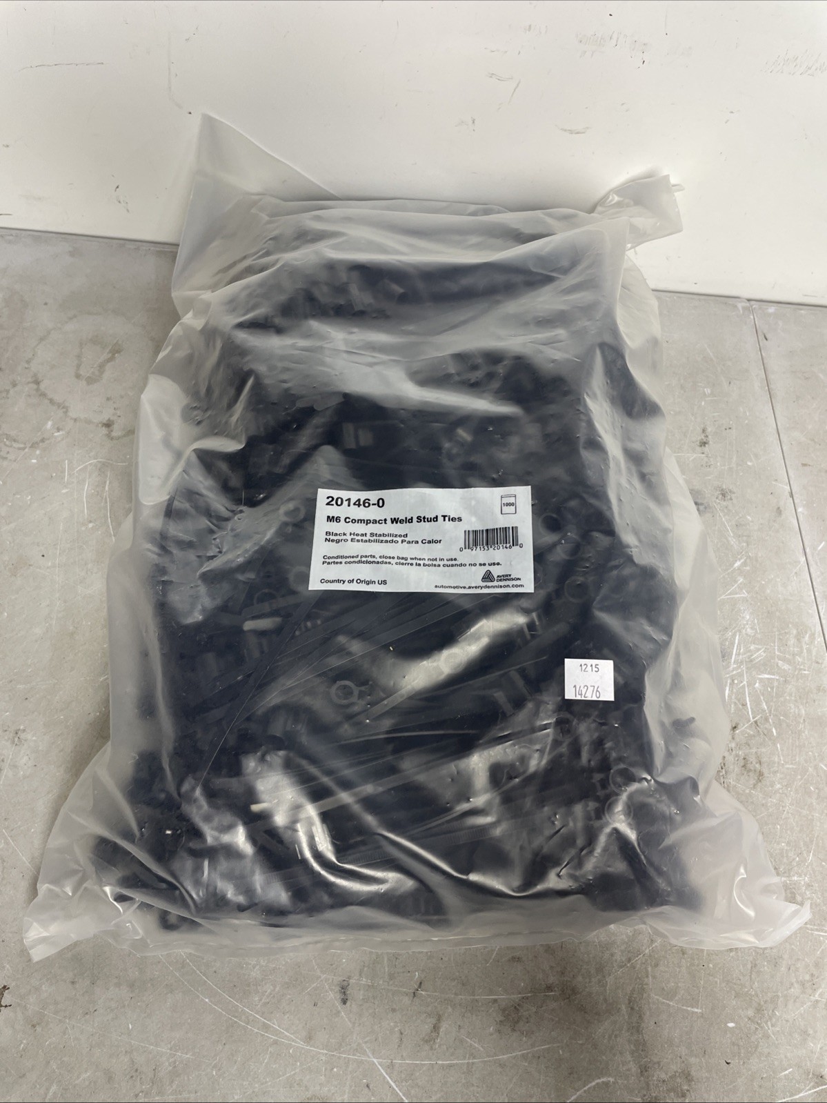 1000 Pack Avery Dennison M6 Compact Weld Stud Cable Ties Black 20146-0