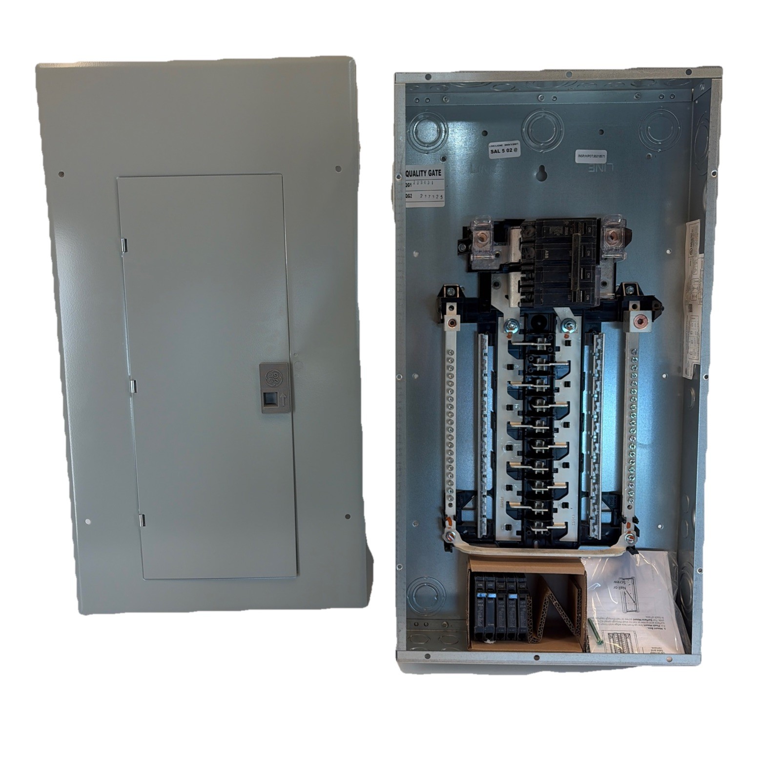 GE 200AMP 20/40 Indoor Main Breaker Load Center TM2020CCUBK1 Value Pack