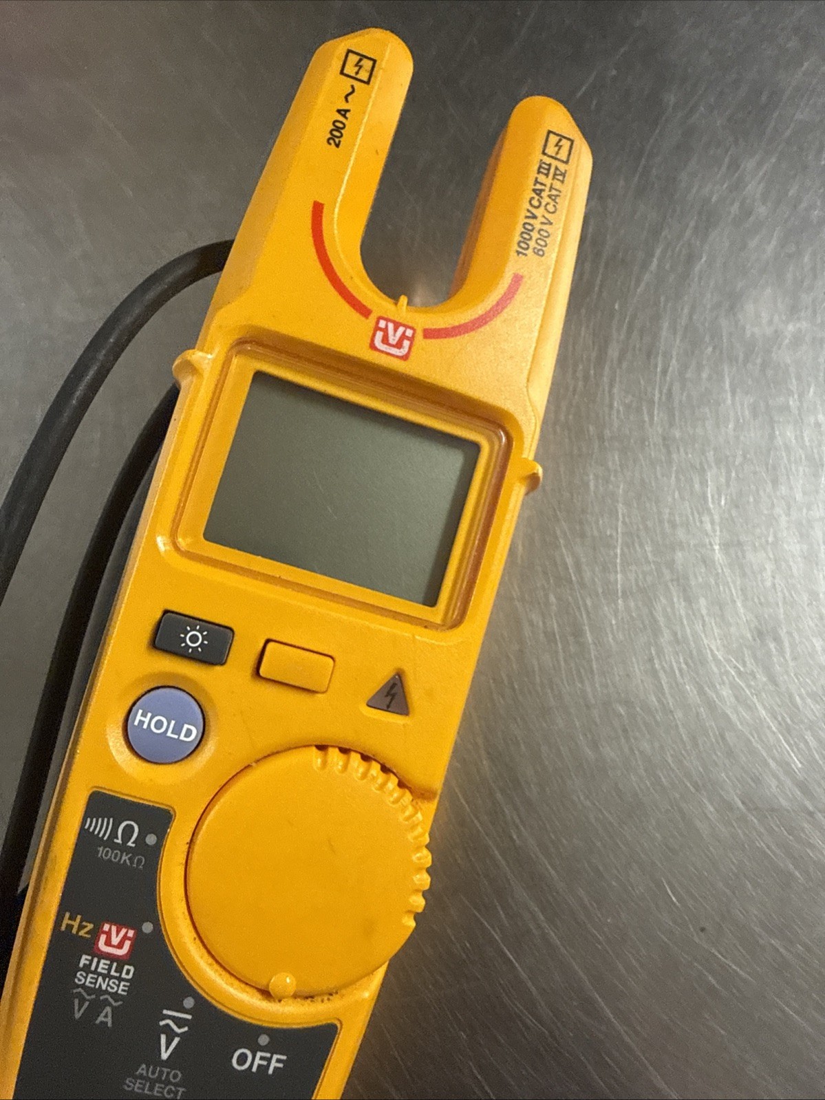 Fluke T6-1000 PRO True RMS Multimeter Tester 1000V CAT III/IV Field Sense
