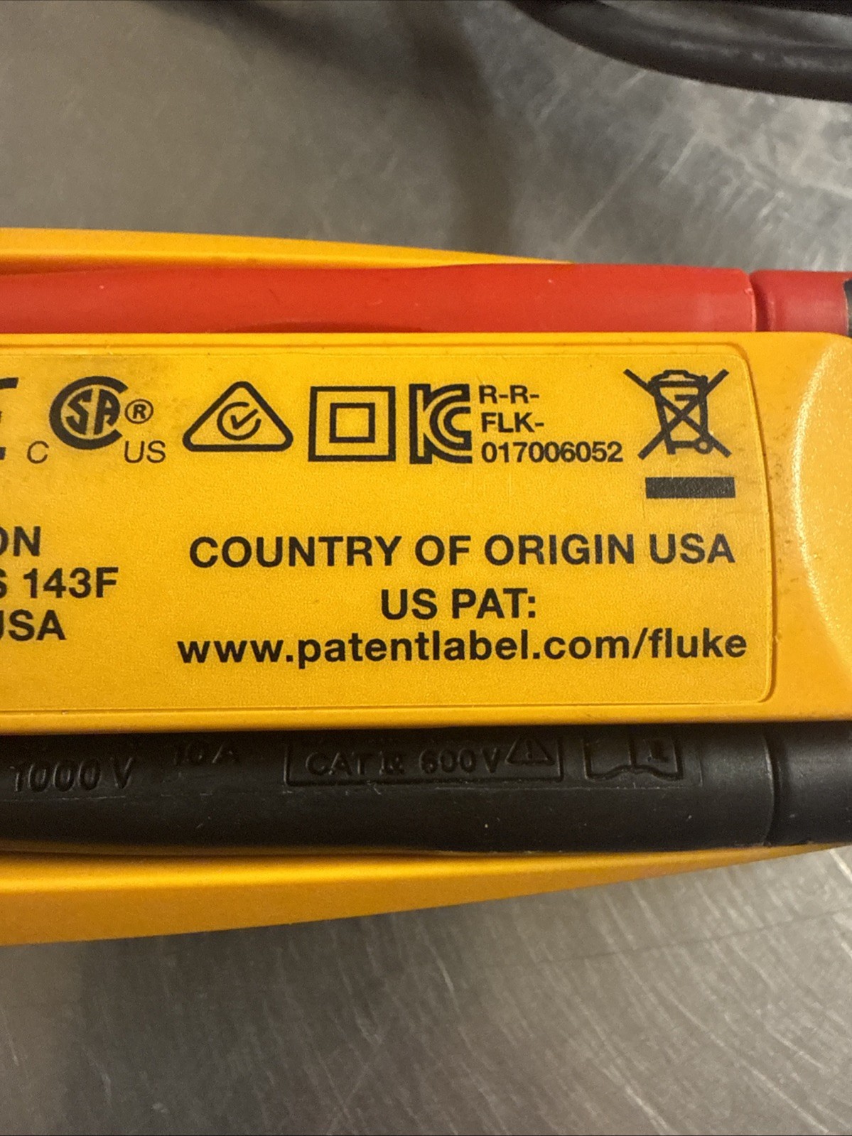 Fluke T6-1000 PRO True RMS Multimeter Tester 1000V CAT III/IV Field Sense