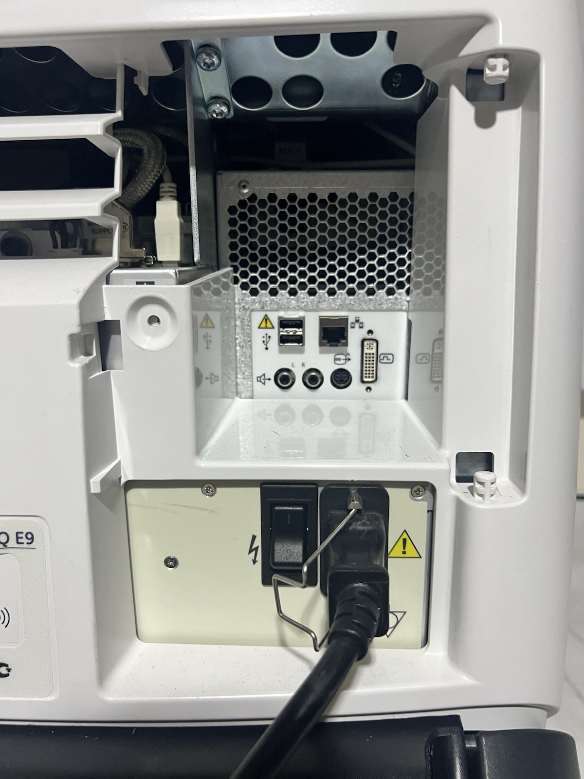 2017 GE LOGIQ E9 R6 Ultrasound | XDclear 2.0 |All Options | Warranty
