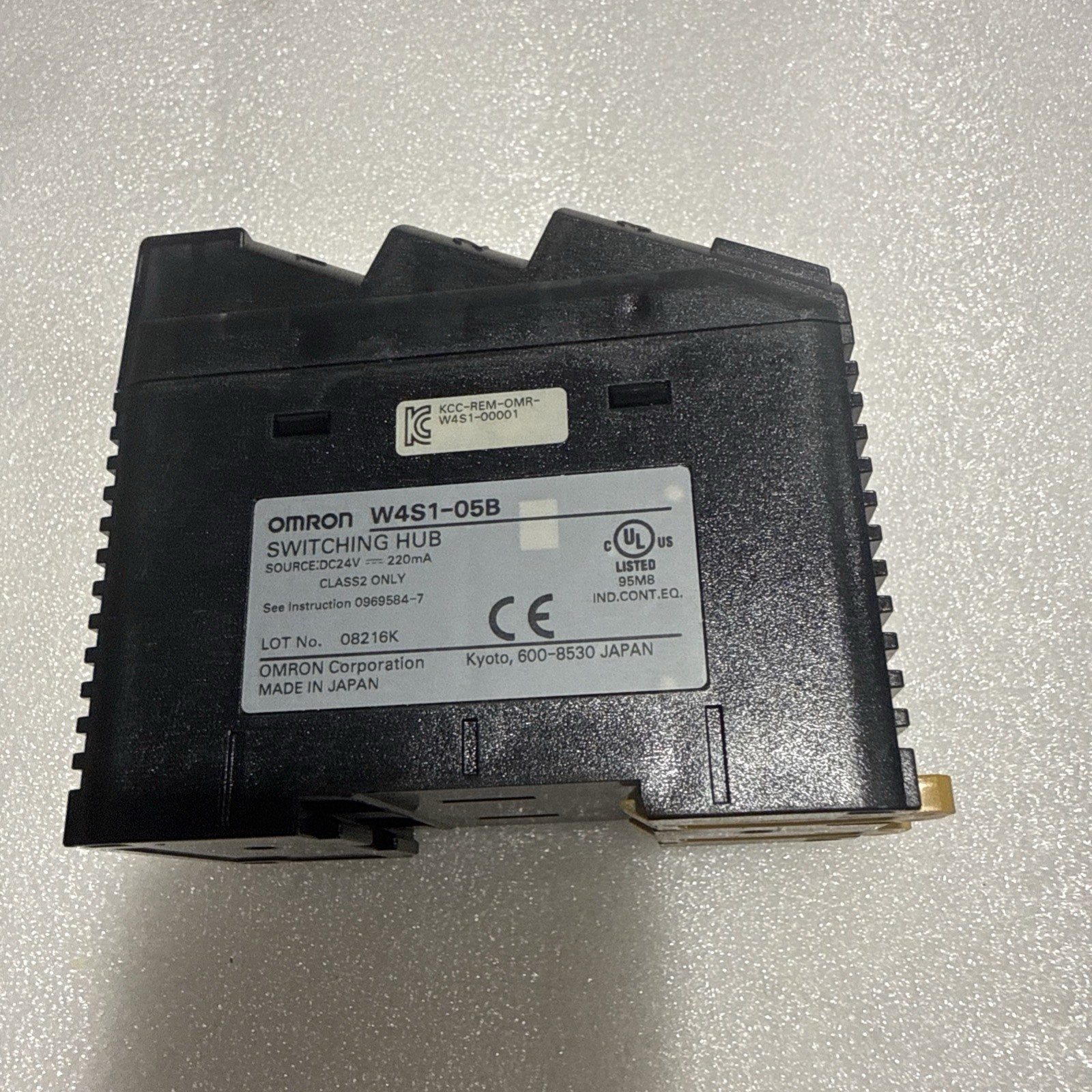 NEW* OMRON W4S1-05B SWITCHING HUB FREE US SHIPPING