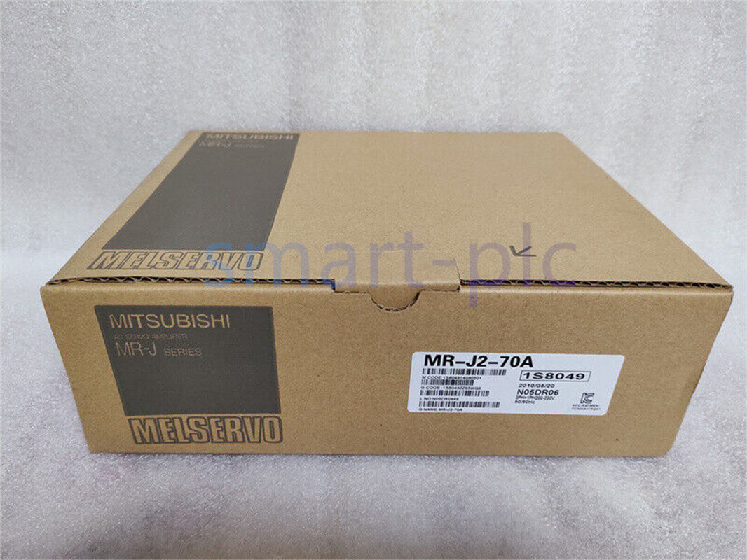 Mitsubishi MR-J2-70A MRJ270A Servo Drive New In Box 1PCS