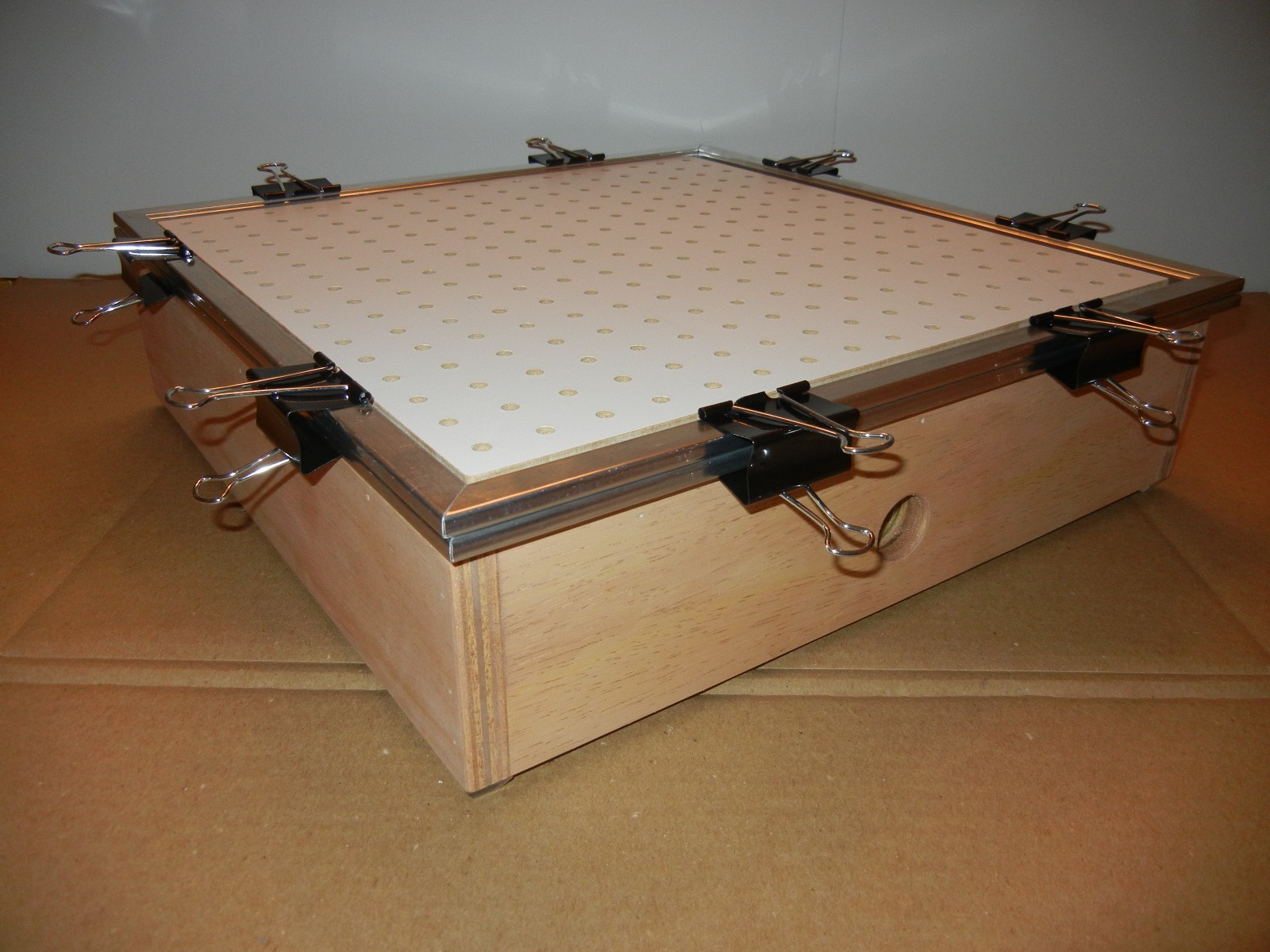 18″ X 18″ Vacuum Forming/Former – Thermoform Plastic Forming Box/Machine/Table