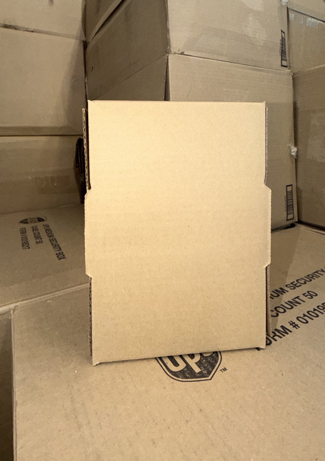 50 Pieces 9″ x 6″ x 3″ Corrugated Mailer Shipping Boxes – * LOCAL PICK UP ONLY *
