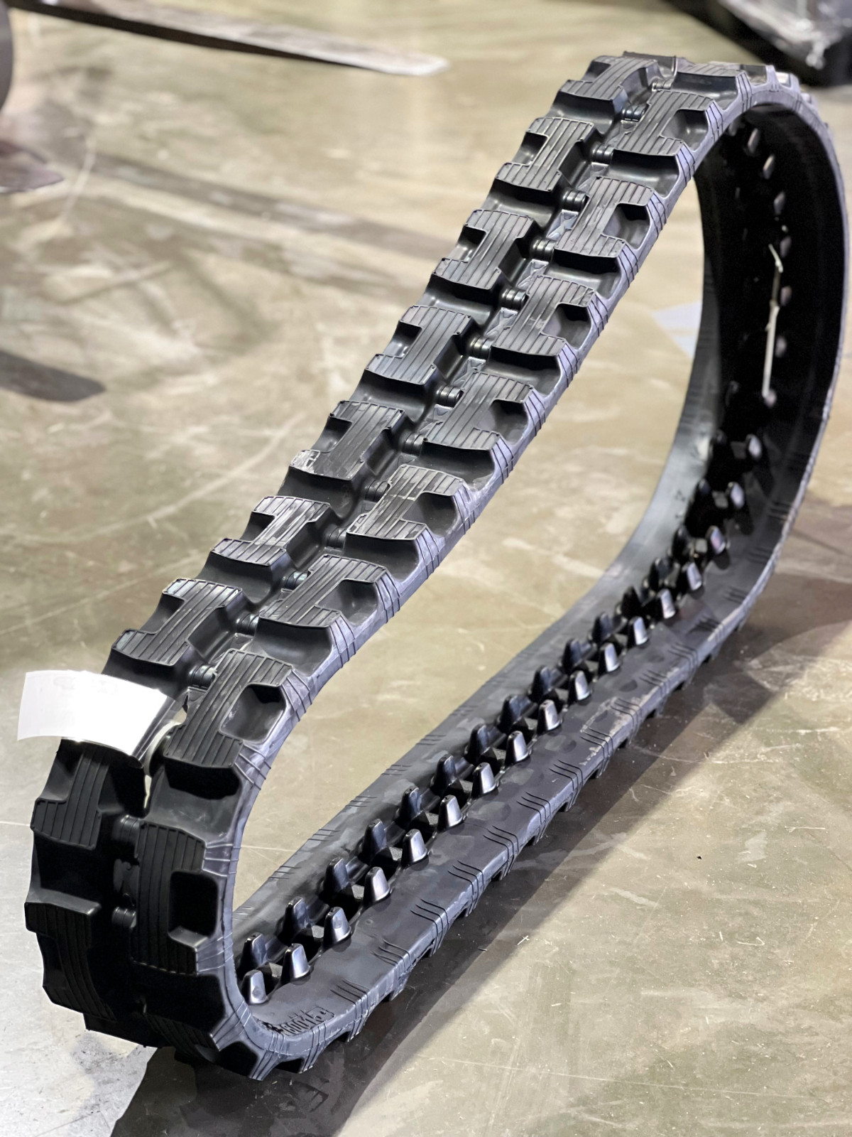 Rubber Track 180x72x36 7″ Fits Gehl MB45 M45