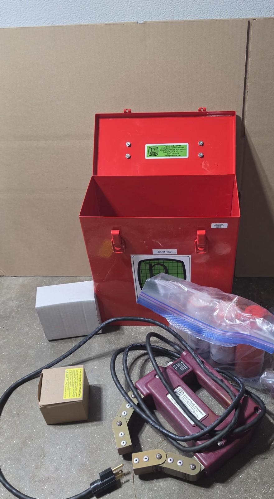 Parker Research DA-400 Contour Probe Compact AC/DC Yoke W/ Powder 115 VAC 260959