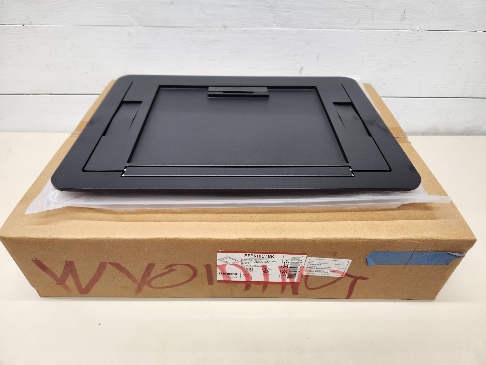 Wiremold Legrand EFB610CTCBK Evolution Floor Box Surface Cover Black ~ Brand New