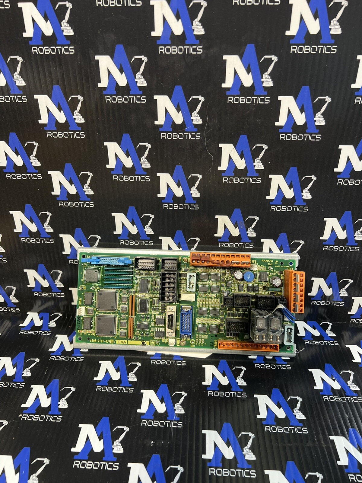 FANUC A20B-2101-0370/04A Robot Control Board