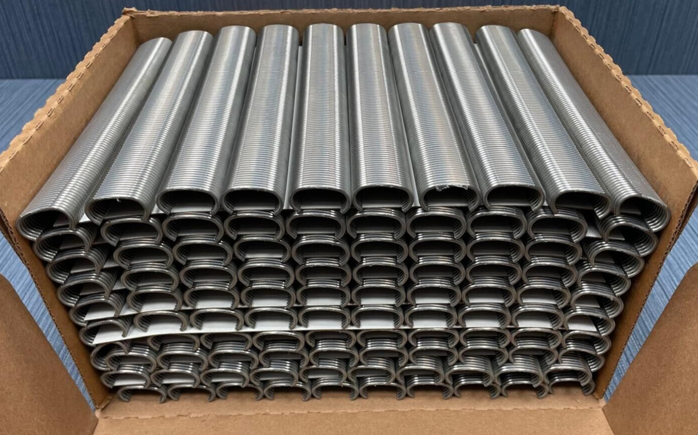 10,000 x 3/4″ 15100B 15 Gauge C-Rings Blunt Point Hog Ring Made In USA