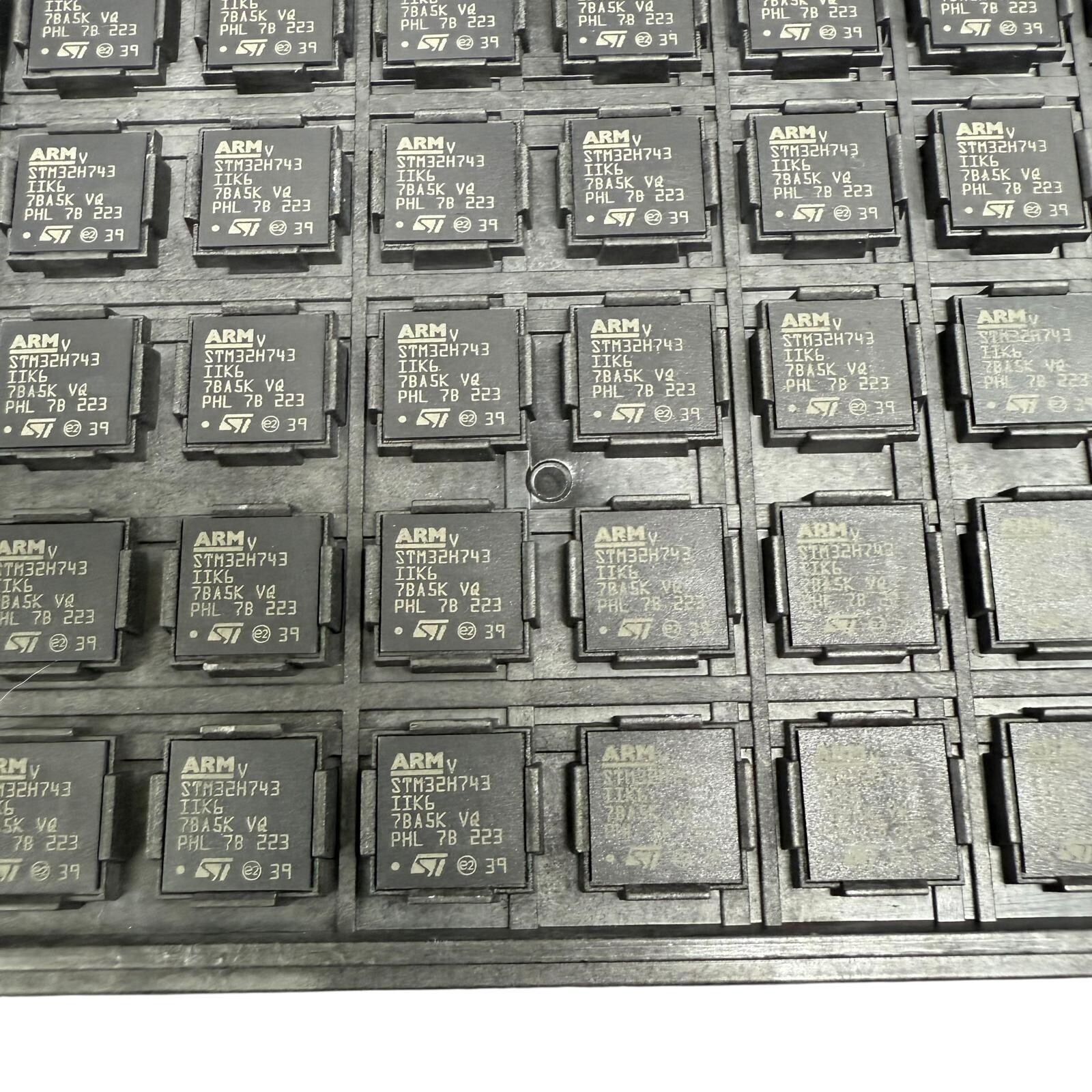 [50 PCS] STM32H743IIK6 ARM Microcontroller DC:22+