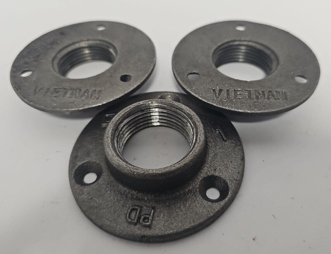 FLOOR FLANGE MALLEABLE IRON 1″ FNPT VIETNAM LOT OF 3