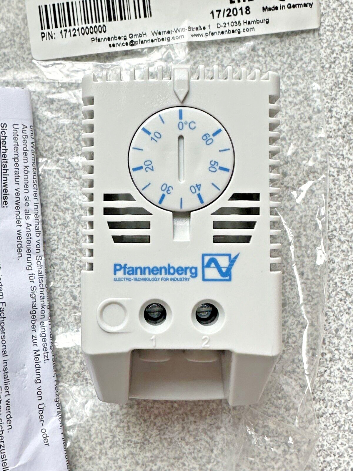 NEW PFANNENBERG FLZ530 THERMOSTAT 32-140 DEGREES 10 AMP 120-240VAC 0-60 deg. C