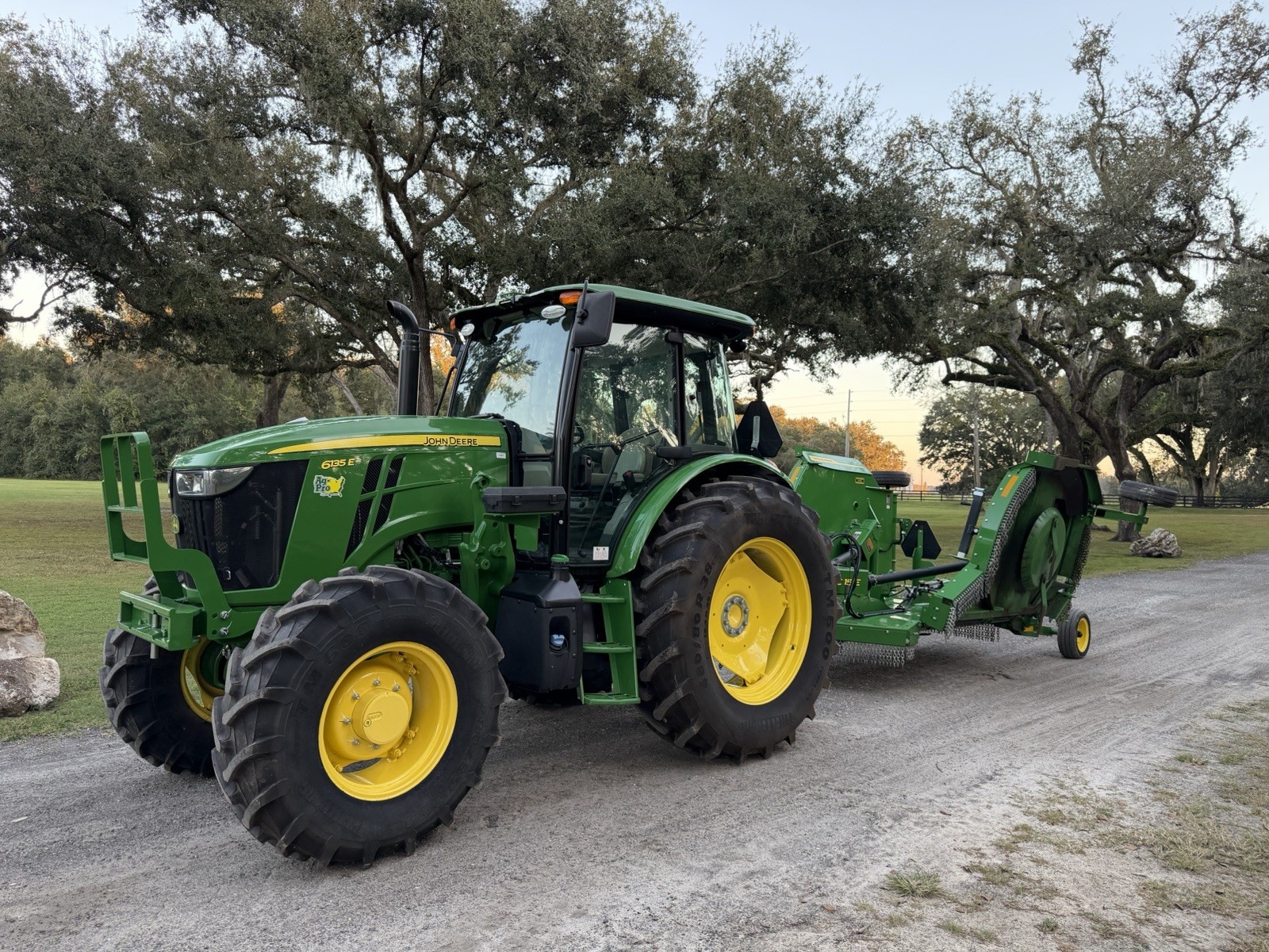 2025 JOHN DEERE 6135E TRACTOR – LOADED – 24 SPEED – UNDER WARRANTY -ONLY 54 HRS!