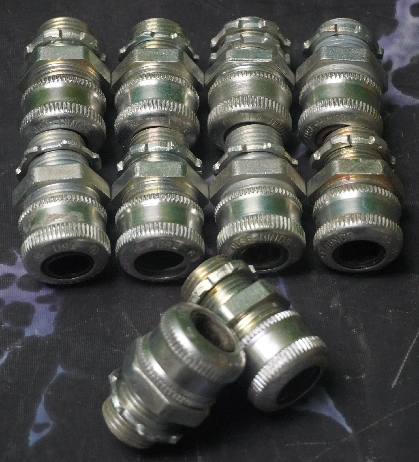 Lot of 10 Crouse-Hinds Cord Grip Cable Gland, 1/2″ NPT Male, *Gland ID Varies*