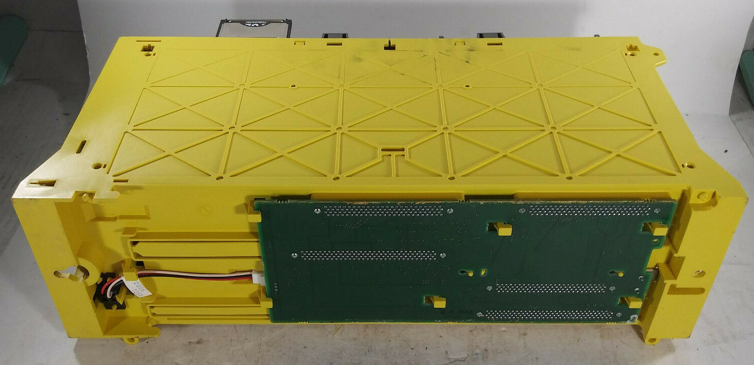 1 USED FANUC A05B-2500-C001 BACKPLANE W/ A16B-2203-0910 & A16B-3200-0600