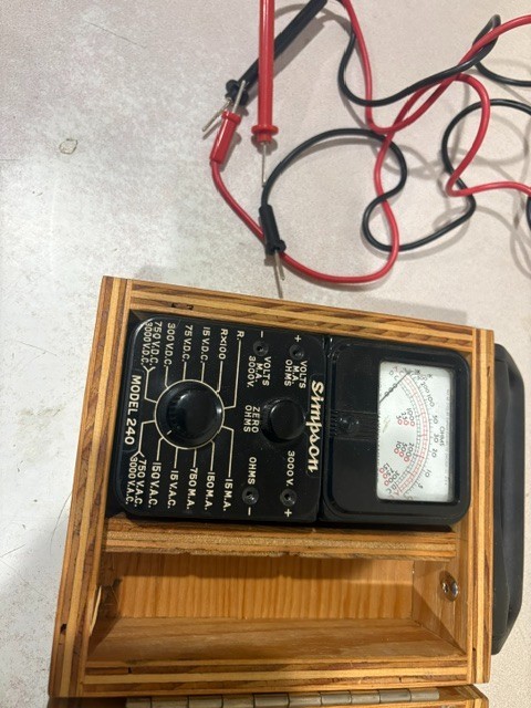 Vintage Simpson Model 240 – OHM – Milliammeter Complete with leads & Custom Box