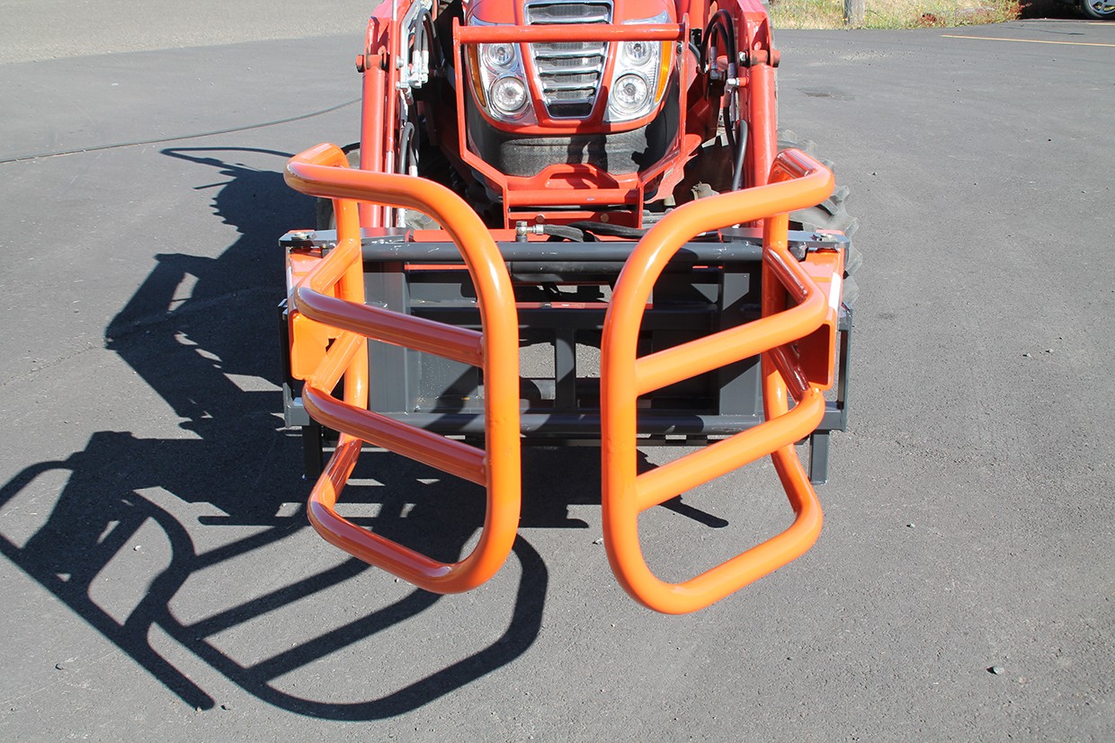 Bale Gripper Standard Skidsteer/Tractor, FH-BG130