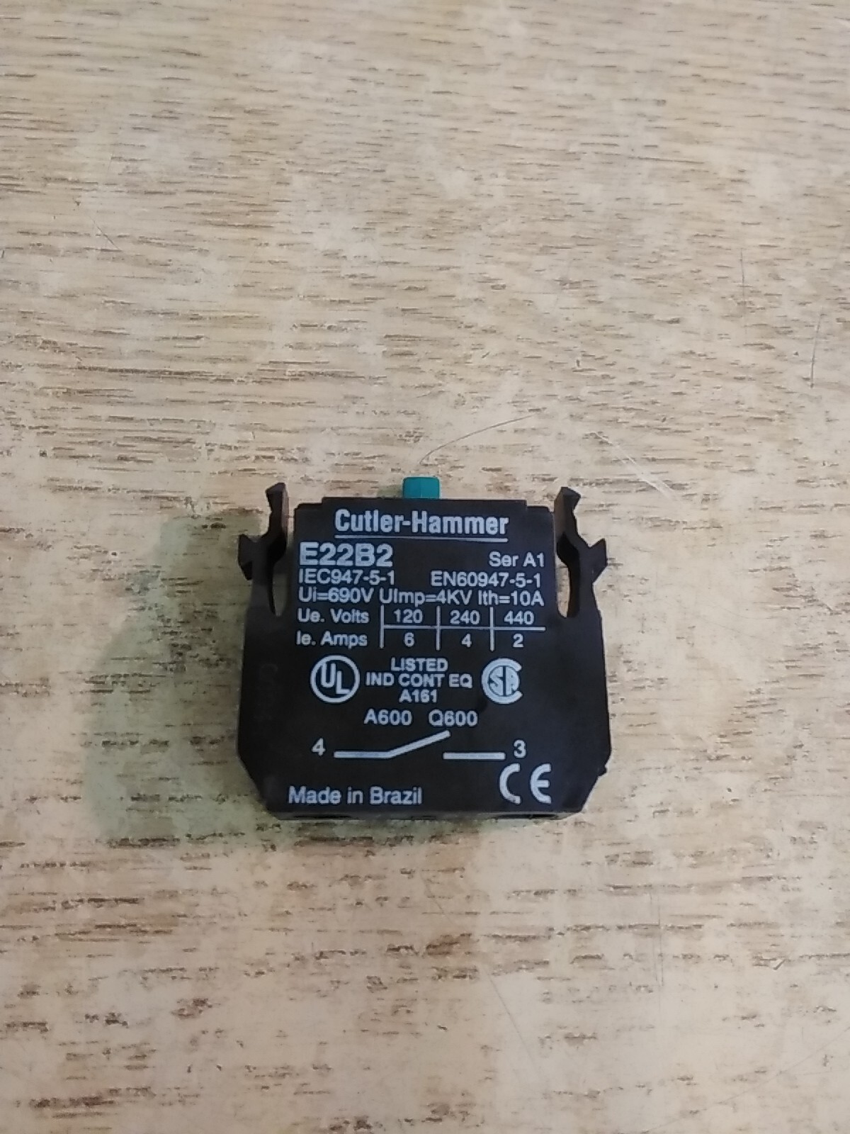 Cutler-Hammer E22B2 Contact Block