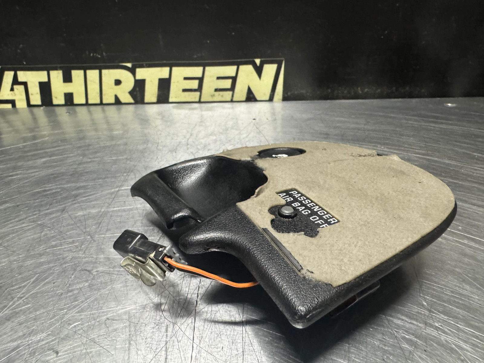 1997-2004 C5 CORVETTE ACTIVE HANDLING TRACTION CONTROL SWITCH OEM 10440631 #N517