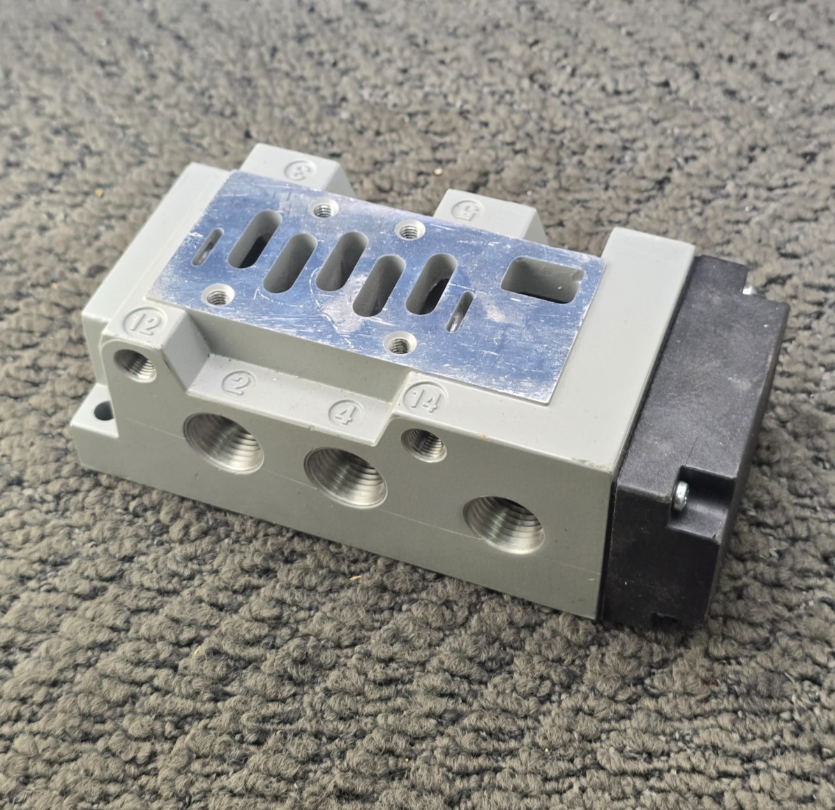 Heavy Duty Subbase Air Pneumatic Valve .69″ x .33″ Replacement
