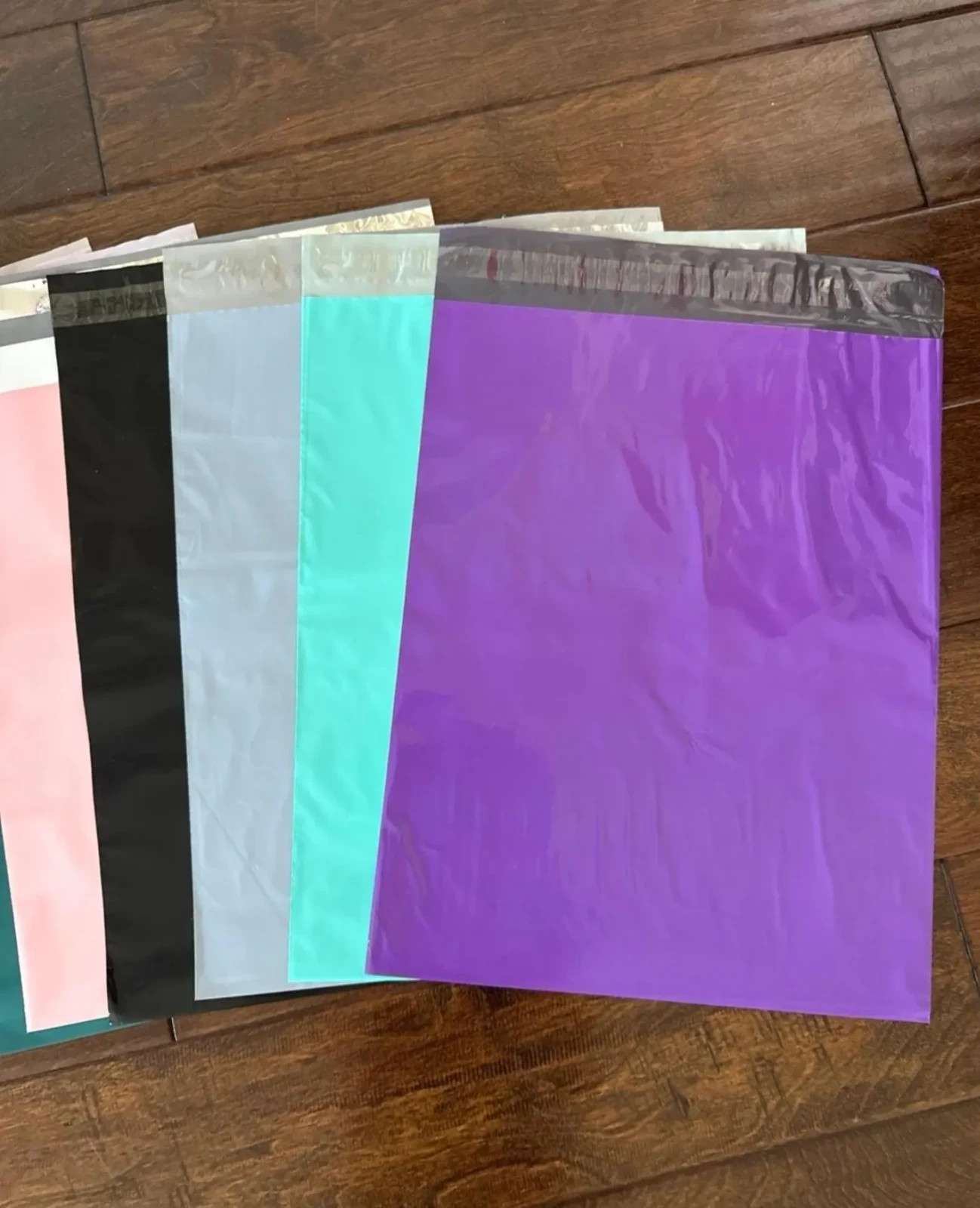 10 OR 20 Pack – 12×15.5″ Large Beautiful Mix of 10 Colors Designer Poly Mailers