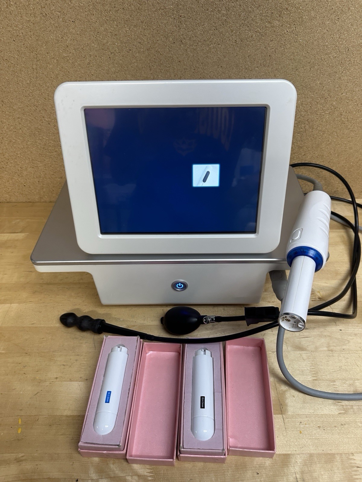 HIFU Vaginal Rejuvenation Tightening Machine With 2 Cartridges (READ)