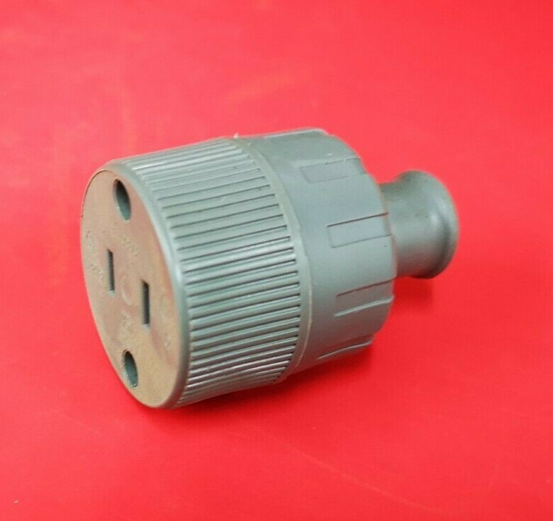 5 x Leviton VINYL HD Female Connector PARALLEL Plug 15A 125V NEMA 1-15R NEW 610L