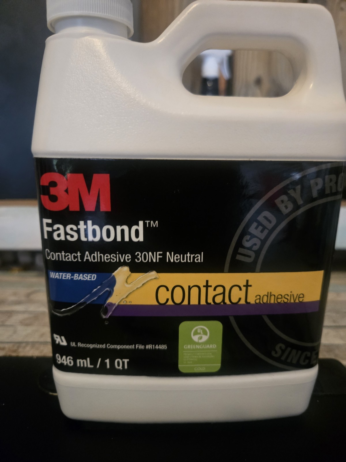 3M 30NF Fastbond Contact Adhesive, Neutral 1 Qt. Bottle (Pack of 1)