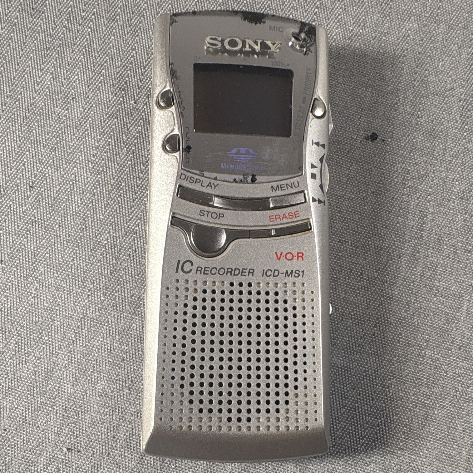 Sony ICD-MS1 Handheld Digital Voice Recorder, Flash Memory, Voice Activated